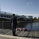 Fransa tarihinde bir ilk: Macron yüzlerce Cezayirlinin öldürüldüğü katliamın yıl dönümünü törenine katıldı