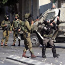 İşgalci İsrail polisi Kudüs'te Filistinlilere düzenlediği saldırıda bir kişiyi yaraladı