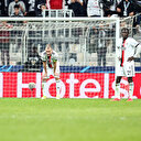 Beşiktaş taraftarı Sporting maçında üç futbolcuyu ıslıkladı