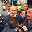 İYİ Partililer Akşener'e soru soran vatandaşın üzerine yürüdü