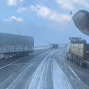 Erzurum’da yollar buz pistine döndü