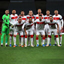 Milli futbolcumuza şok eleştiri: "Kendisini Zidane sanıyor"