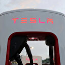 Tesla kendi şarj ağını diğer elektrikli otomobil üreticilerine açıyor