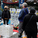 Hamsinin fiyatı düştü balık pazarları hareketlendi