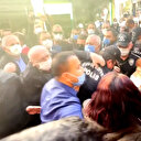 Tunceli'de izinsiz gösteri yapmak isteyen HDP'li Alican Önlü polise saldırdı