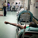 Fransa sağlık sistemi çöküştü: Acil servisler bir bir kapanıyor