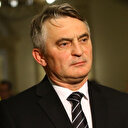 Boşnak siyasetçiden Srebrenitsa soykırımını reddeden Sırp muhabire tepki: O zaman röportaj yapacak başka birini bul