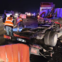 TIR'dan ayrılan dorse dehşet saçtı: Biri ağır altı yaralı var