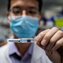 Her geçen gün daha fazla yayılıyor: Biontech Omicron varyantına karşı etkili mi?