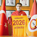 Galatasaray Kerem Aktürkoğlu ile yeni sözleşme imzaladı