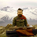 Gezgin Öğretmen Yüksekova’nın en yüksek dağlarında santur çaldı