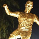 Hindistan’da Cristiano Ronaldo heykeli dikildi: Ülke ikiye bölündü