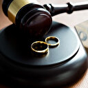 Memur eşe nafaka yok