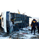 Kayseri'de üniversite öğrencilerini taşıyan midibüs şarampole devrildi: Ölü ve çok sayıda yaralı var