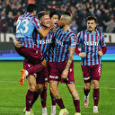 Fırtına'dan tarihi puan