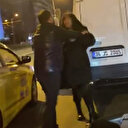 İstanbul'da taksici kadın turisti önce kaçırdı sonra darbetti