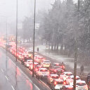 İstanbul'da kar yağışıyla birlikte trafik yüzde 90'a ulaştı