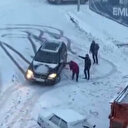 Başkent'te yağan kar kazaları da beraberinde getirdi