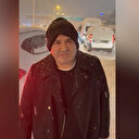 Yolda mahsur kalan oyuncu Şafak Sezer isyan etti: 'Altı saattir kımıldamıyor, Allah rızası için sesimizi duyun'