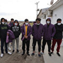 Yunanistan'ın ölüme terk ettiği 35 göçmen donmaktan son anda kurtarıldı