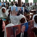 Togo'da öğrenciler Türk bayraklarıyla Cumhurbaşkanı Erdoğan için dua etti