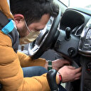 250 TL taksimetre ücreti ekipleri şüphelendirdi: Direksiyon altında düğme bulundu