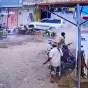 Yemen’de cip akaryakıt istasyonuna daldı