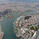 Haliç'te korkutan görüntü: İBB'ye bağlı arıtma tesislerinden koyu renkte su deşarj ediliyor