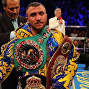 Ukraynalı eski dünya şampiyonu boksör orduya katıldı