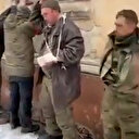 Sumi'de esir edilen Rus askerleri böyle görüntülendi