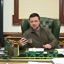 Zelenski: Kiev'deyim saklanmıyorum ve korkmuyorum