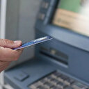 İstanbul'da ATM'lerden para çeken vatandaşları dolandıran zanlı tutuklandı