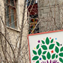 Provokatif hareket: Evlat nöbetindeki ailelere PKK'yı simgeleyen bez parçası salladılar