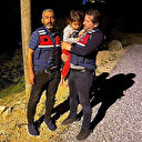 Kaybolan küçük kız JASAT tarafından evine bir kilometre mesafede uyurken bulundu