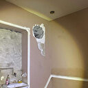 Küçücük delikten 900 bin liralık altın çaldı