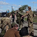 Rusya: 24 saat içinde 29'u yaralı 694 Ukrayna askeri teslim oldu