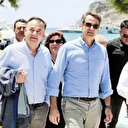 Yunan Başbakanı Miçotakis İstanköy ve İstanbulya adalarına koştu