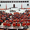Sağlık çalışanlarının mali haklarının iyileştirilmesini de içeren kanun teklifi kabul edildi
