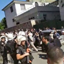 İstanbul Üniversitesi'ndeki izinsiz LGBT eyleminde 26 kişi gözaltına alındı