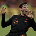 Weghorst’un eli kulağında