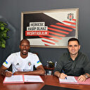 Beşiktaş Atiba’yla 1 yıllık sözleşme imzaladı