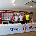 Antalyaspor üç futbolcusuyla sözleşme uzattı