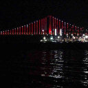 Osmangazi Köprüsü kırmızı-beyaza büründü