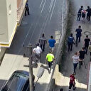 Tüyler ürperten komşu cinayeti: Boğazını keserek öldürdü, saklandığı evde baltayla polise direndi