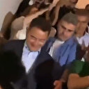 Babacan yayına çıktığı TV kanalının yer aldığı bina sakinlerince ‘Recep Tayyip Erdoğan’ sloganlarıyla uğurlandı