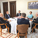 6'lı masada belirsizlik: Adayı yok vetosu çok