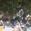 CHP'li belediyeler heykele doymuyor: Muratpaşa Belediyesi 'Süleyman Demirel'in büstünü dikti