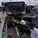 Yenikapı’da İETT otobüsü kaza yaptı