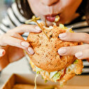 Uzmanlar açıkladı: Neden kendimizi sürekli aç hissederiz?