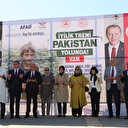 Bakan Kirişci Pakistan'a giden yardım trenini uğurladı